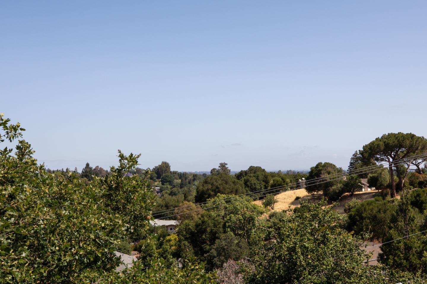 Detail Gallery Image 32 of 50 For 25671 Chapin Rd, Los Altos Hills,  CA 94022 - 6 Beds | 3 Baths