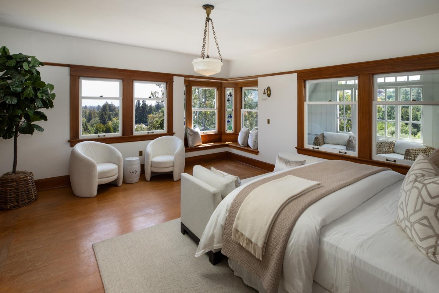 Detail Gallery Image 34 of 50 For 25671 Chapin Rd, Los Altos Hills,  CA 94022 - 6 Beds | 3 Baths