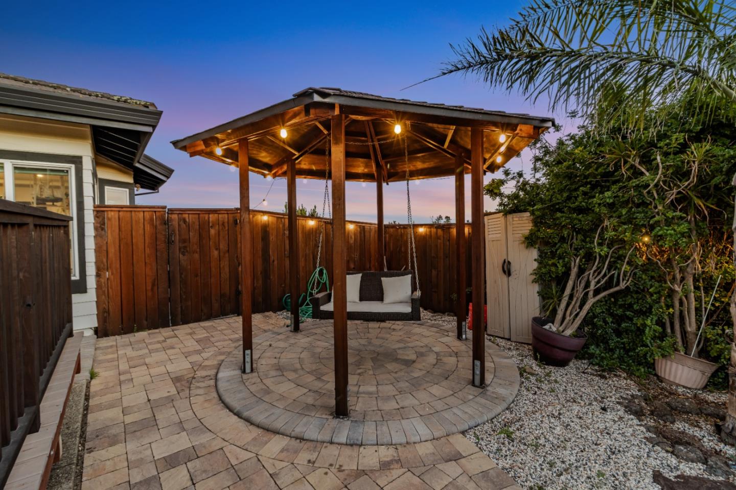 Detail Gallery Image 102 of 125 For 11550 Skyline Blvd, Oakland,  CA 94619 - 4 Beds | 3 Baths