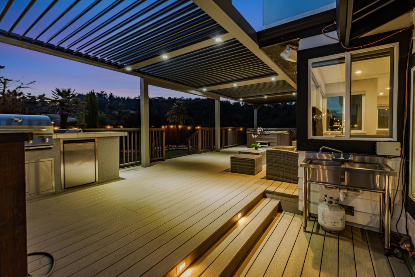 Detail Gallery Image 109 of 125 For 11550 Skyline Blvd, Oakland,  CA 94619 - 4 Beds | 3 Baths
