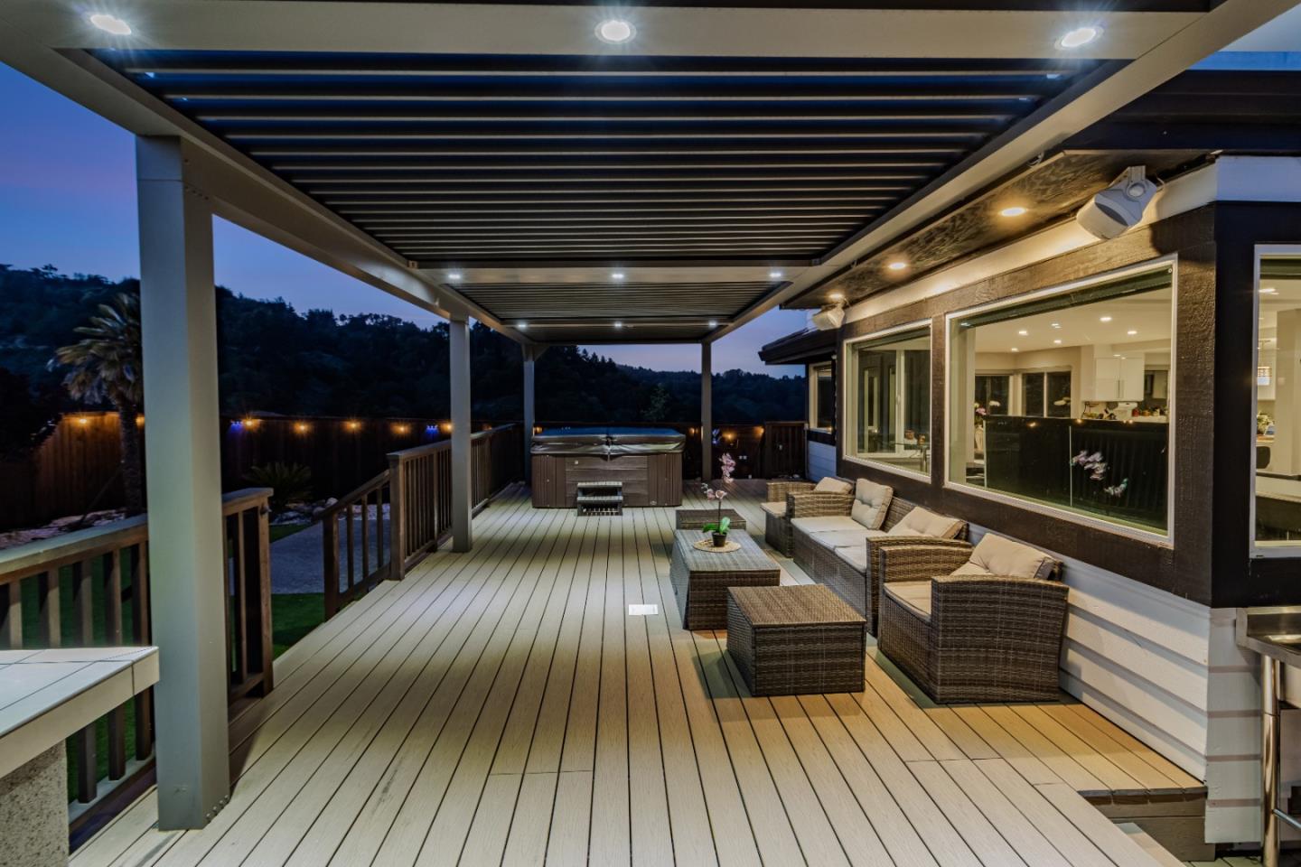 Detail Gallery Image 110 of 125 For 11550 Skyline Blvd, Oakland,  CA 94619 - 4 Beds | 3 Baths