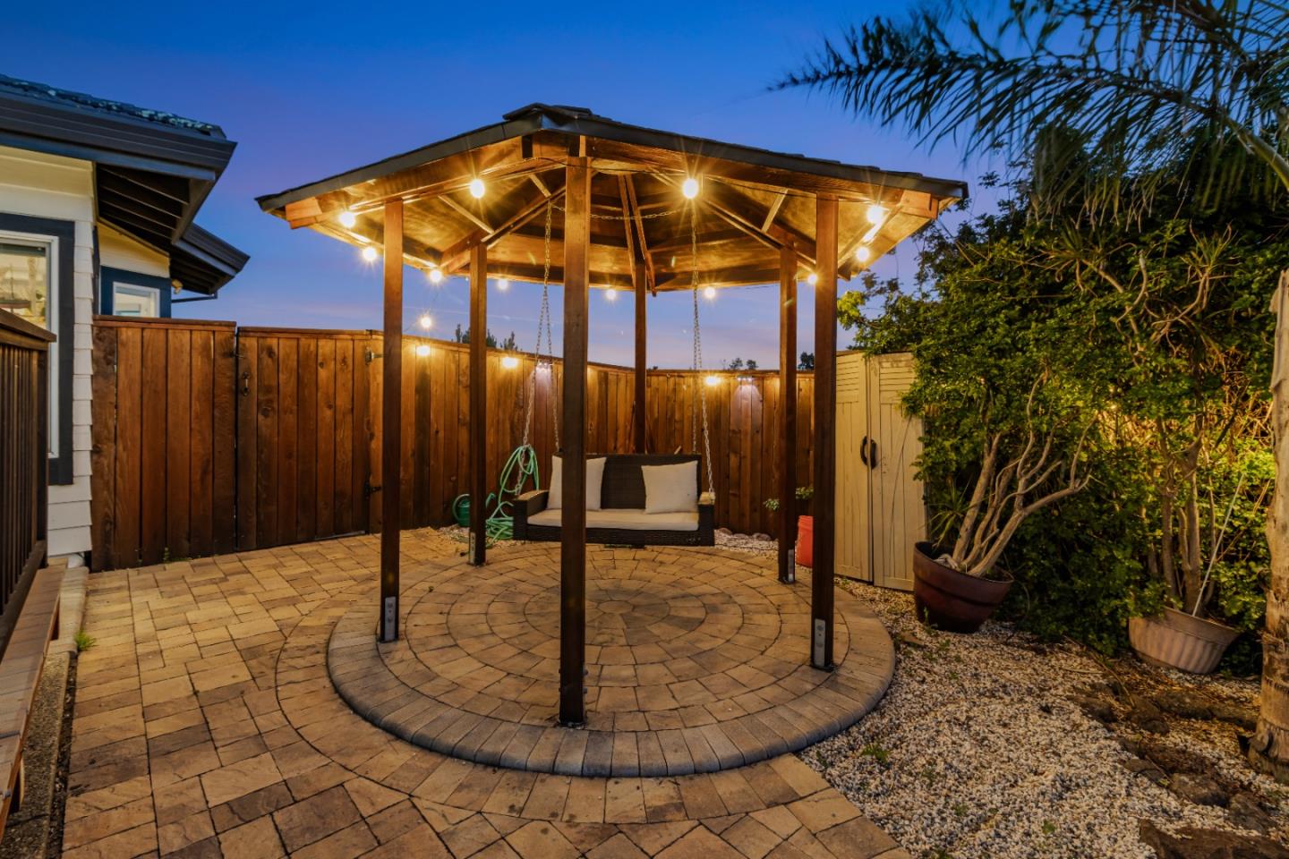 Detail Gallery Image 119 of 125 For 11550 Skyline Blvd, Oakland,  CA 94619 - 4 Beds | 3 Baths