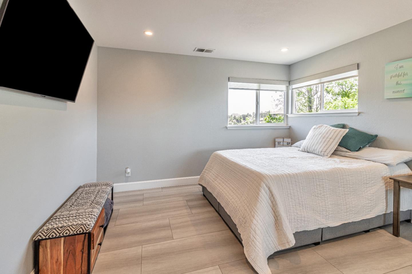 Detail Gallery Image 33 of 125 For 11550 Skyline Blvd, Oakland,  CA 94619 - 4 Beds | 3 Baths