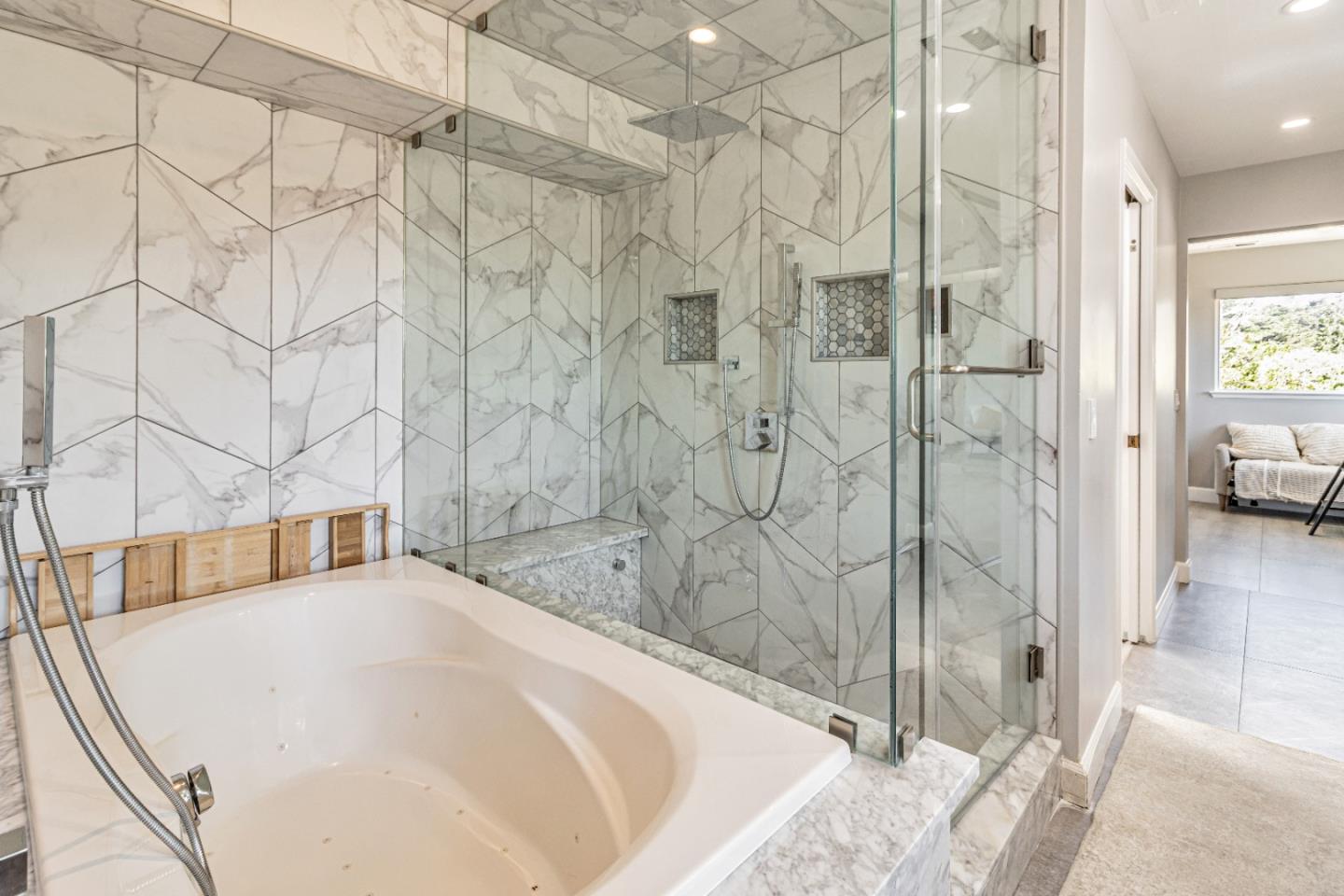 Detail Gallery Image 45 of 125 For 11550 Skyline Blvd, Oakland,  CA 94619 - 4 Beds | 3 Baths