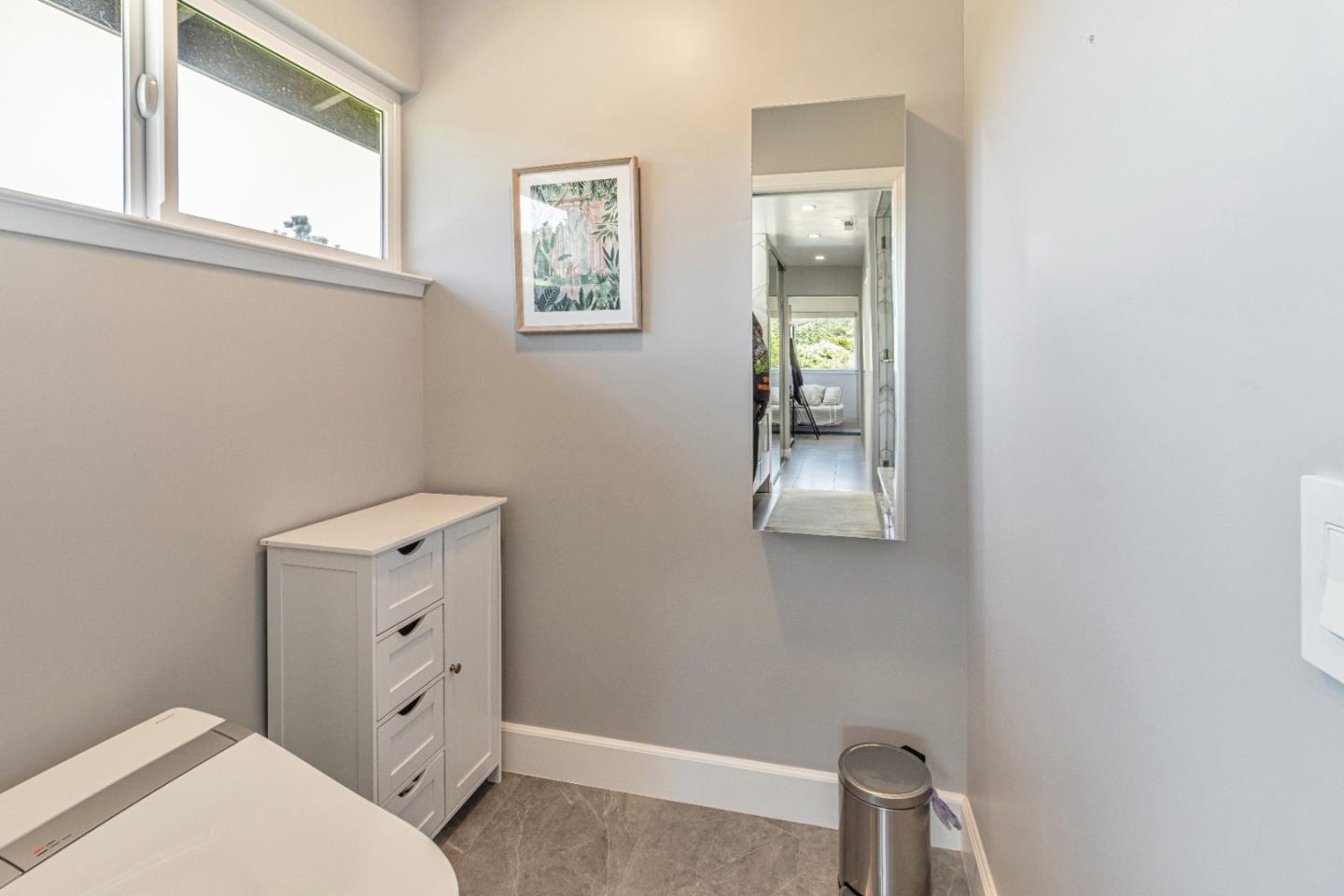 Detail Gallery Image 46 of 125 For 11550 Skyline Blvd, Oakland,  CA 94619 - 4 Beds | 3 Baths
