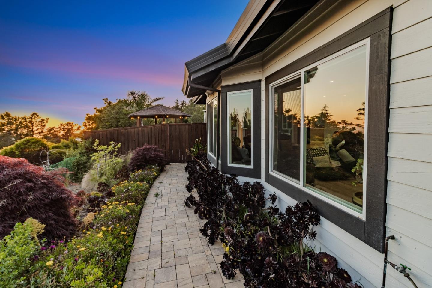 Detail Gallery Image 76 of 125 For 11550 Skyline Blvd, Oakland,  CA 94619 - 4 Beds | 3 Baths
