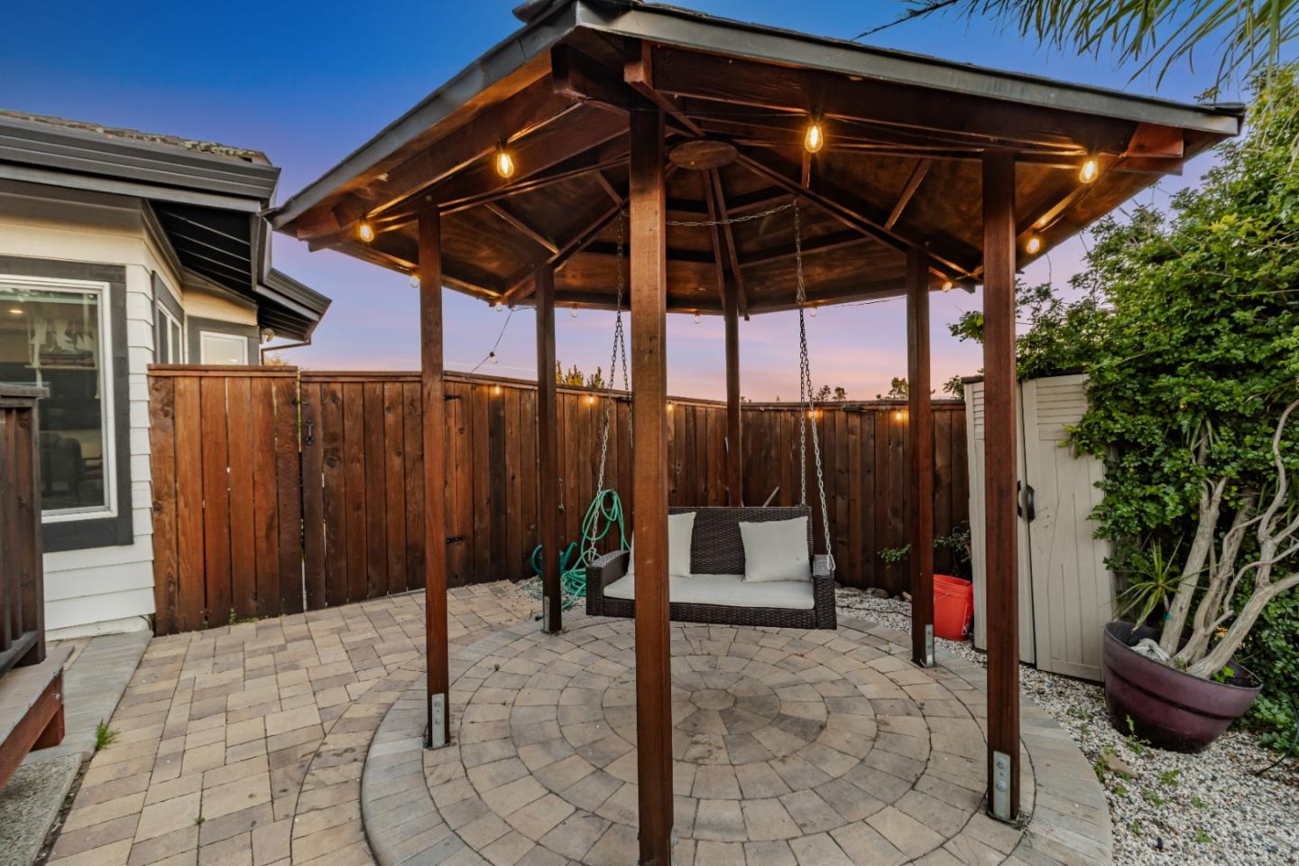Detail Gallery Image 77 of 125 For 11550 Skyline Blvd, Oakland,  CA 94619 - 4 Beds | 3 Baths