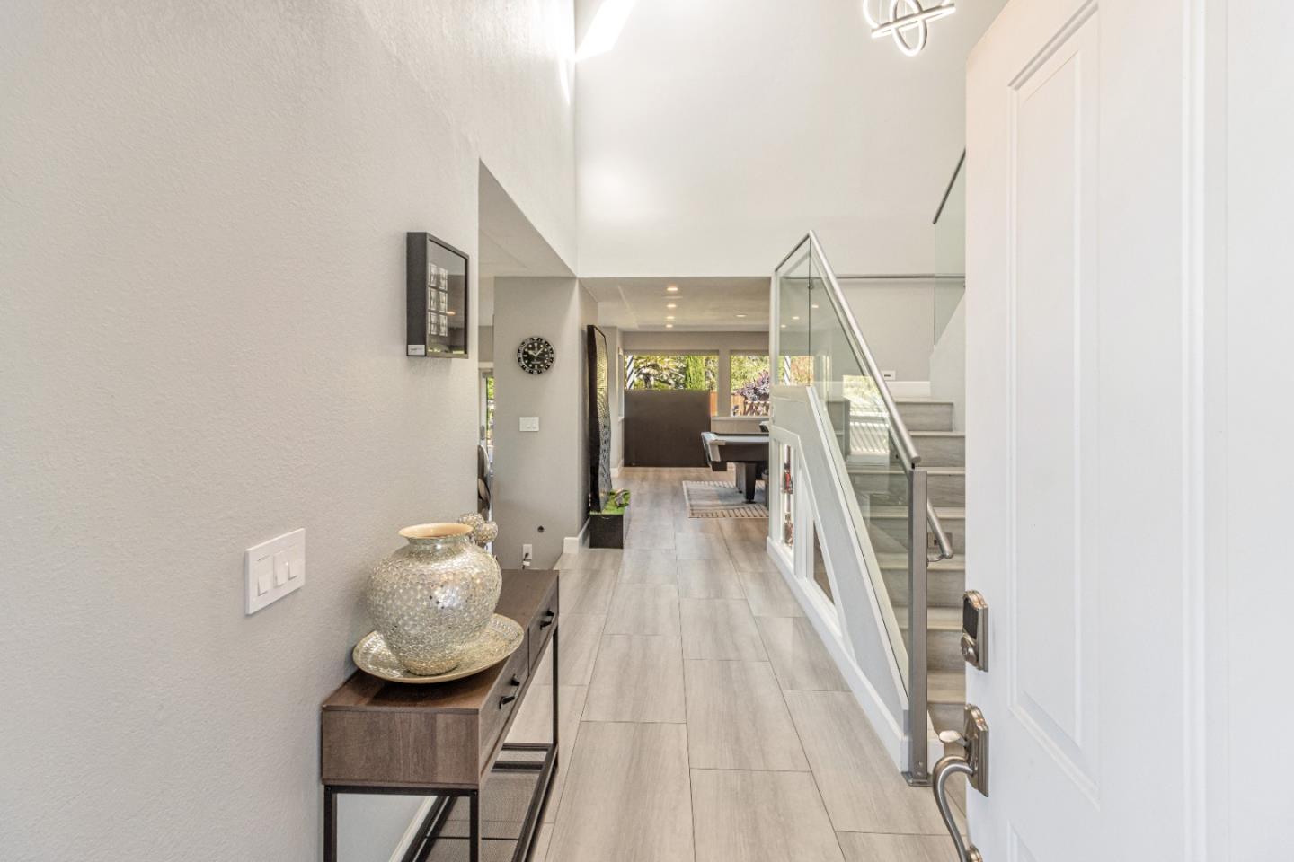 Detail Gallery Image 8 of 125 For 11550 Skyline Blvd, Oakland,  CA 94619 - 4 Beds | 3 Baths