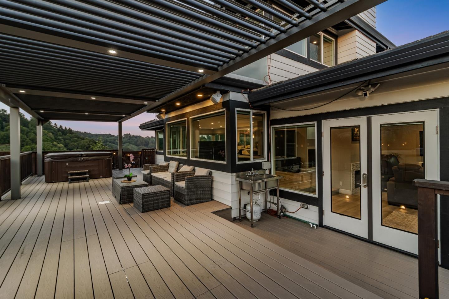 Detail Gallery Image 84 of 125 For 11550 Skyline Blvd, Oakland,  CA 94619 - 4 Beds | 3 Baths