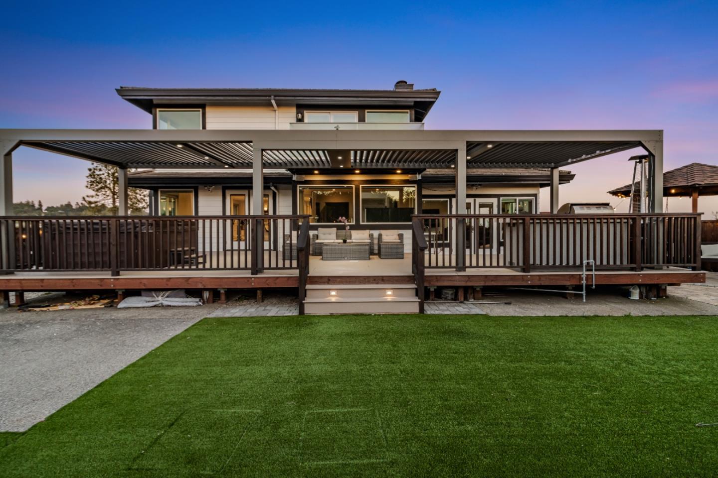 Detail Gallery Image 86 of 125 For 11550 Skyline Blvd, Oakland,  CA 94619 - 4 Beds | 3 Baths