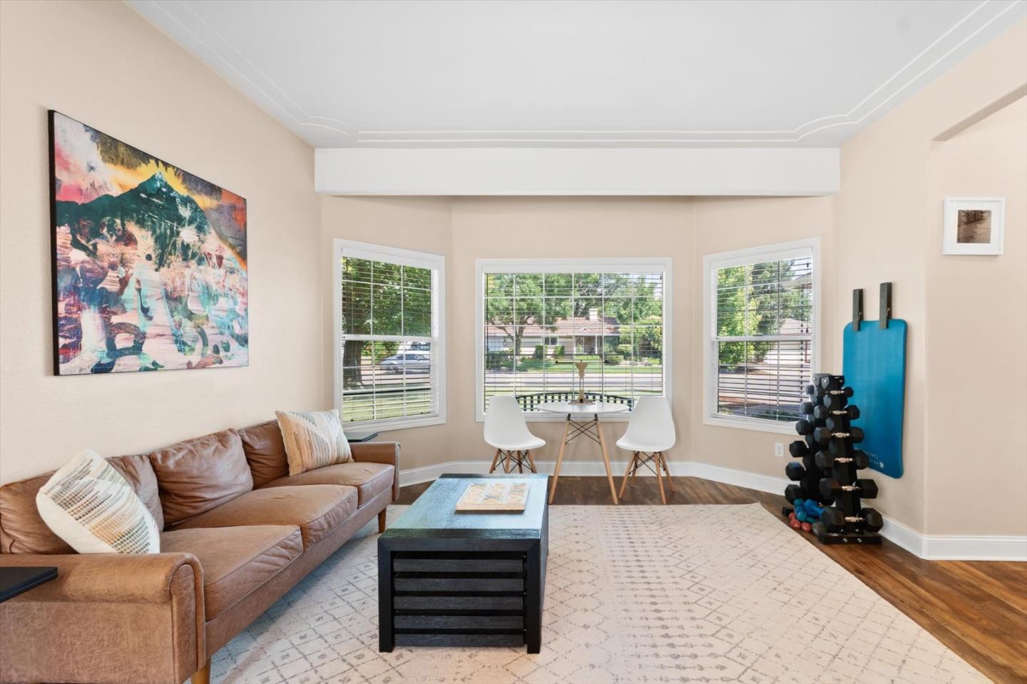 Detail Gallery Image 6 of 55 For 4676 Dandelion Dr, Redding,  CA 96002 - 4 Beds | 2/1 Baths