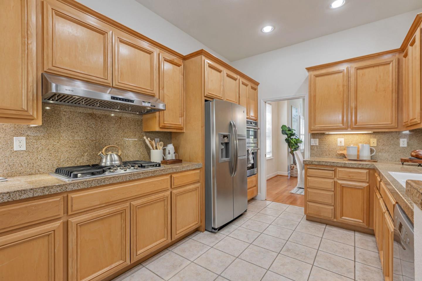 Detail Gallery Image 12 of 63 For 18400 Capistrano Way, Morgan Hill,  CA 95037 - 4 Beds | 2/1 Baths