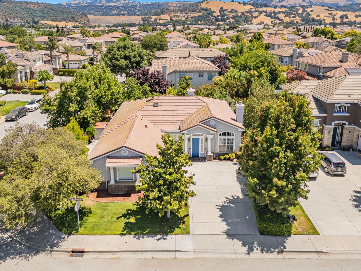 Detail Gallery Image 42 of 63 For 18400 Capistrano Way, Morgan Hill,  CA 95037 - 4 Beds | 2/1 Baths