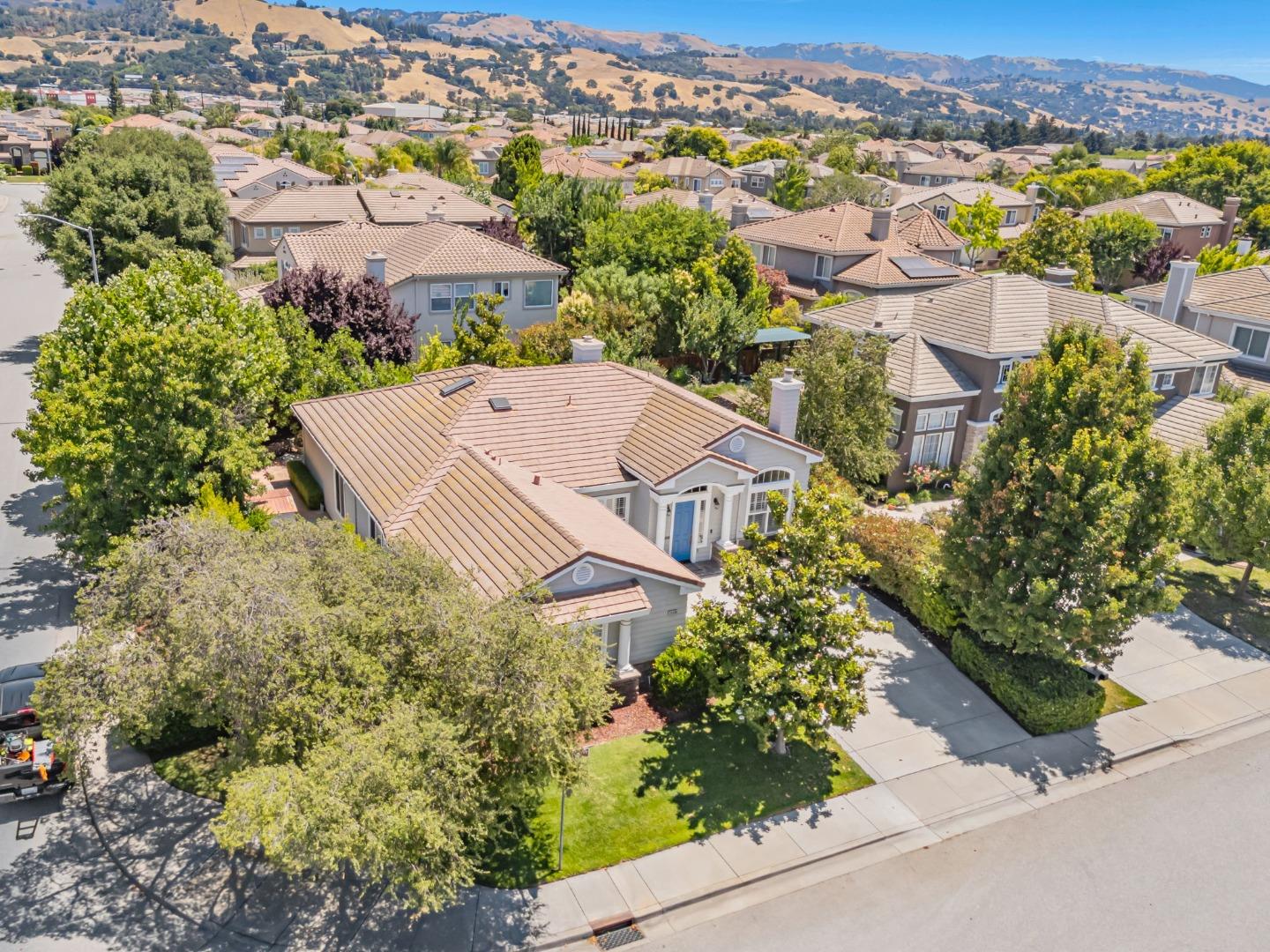 Detail Gallery Image 43 of 63 For 18400 Capistrano Way, Morgan Hill,  CA 95037 - 4 Beds | 2/1 Baths