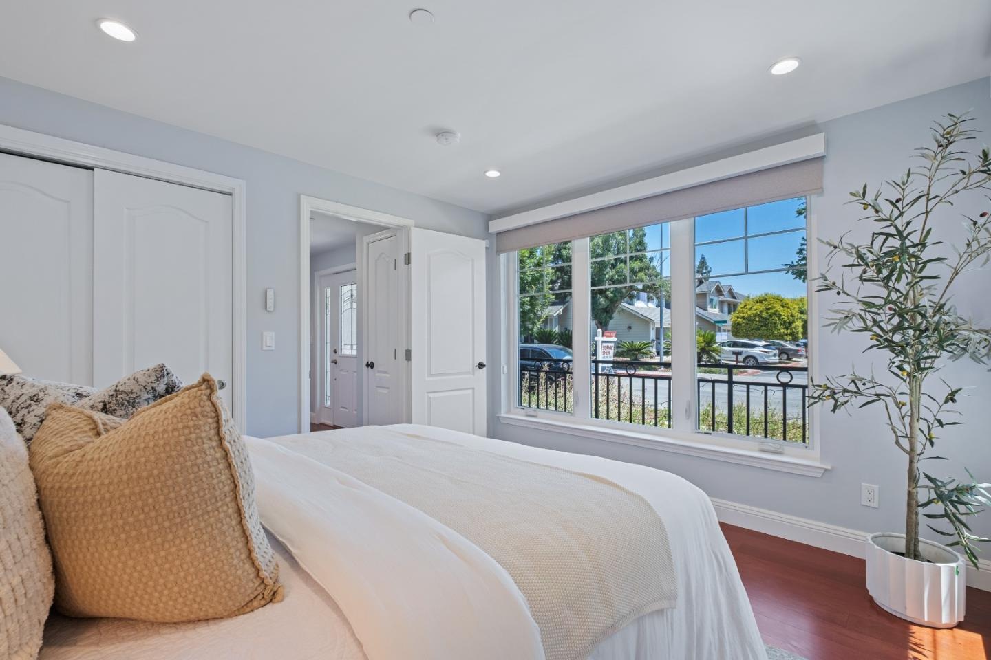 Detail Gallery Image 27 of 49 For 1331 Araujo St, San Jose,  CA 95131 - 4 Beds | 4 Baths
