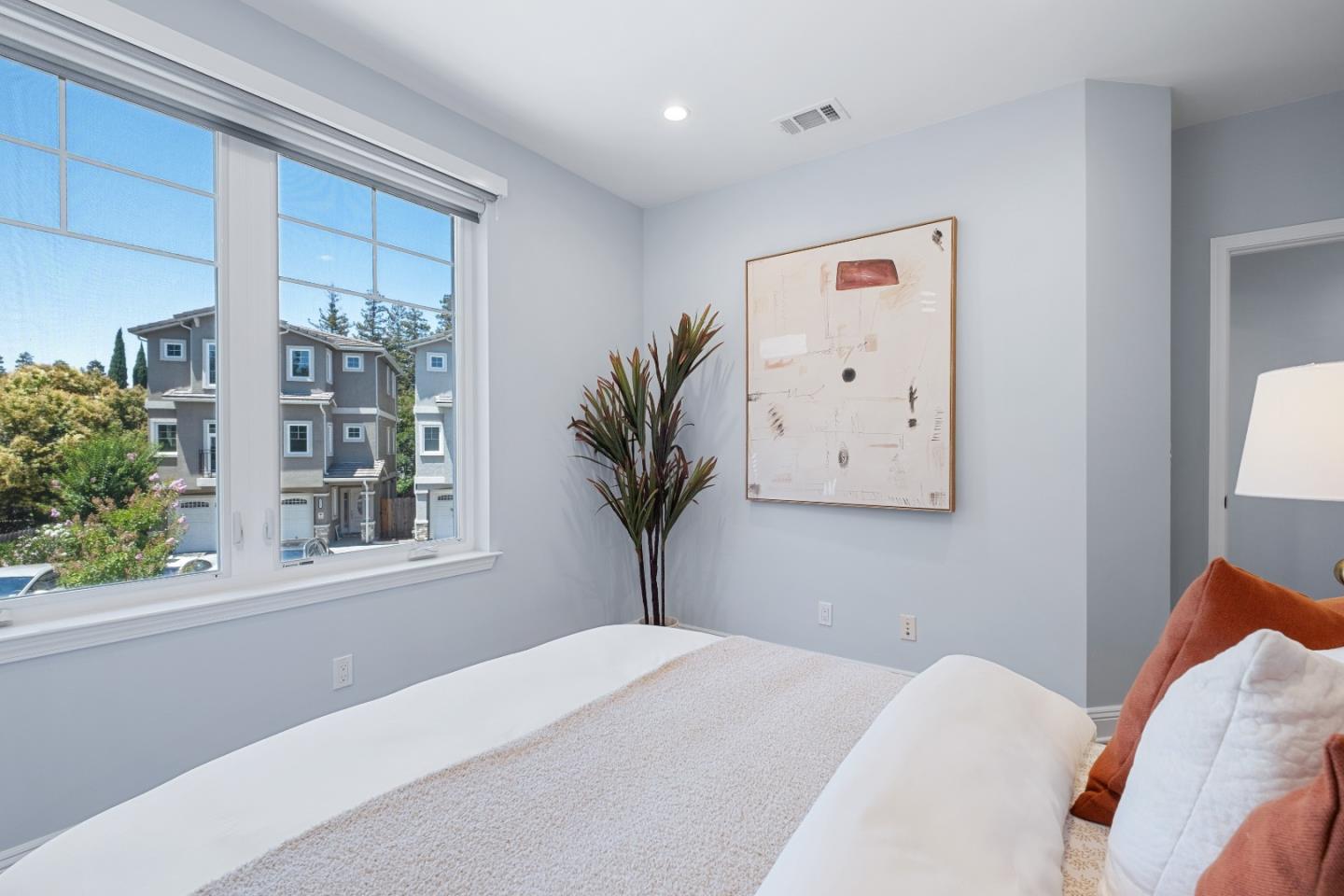 Detail Gallery Image 30 of 49 For 1331 Araujo St, San Jose,  CA 95131 - 4 Beds | 4 Baths