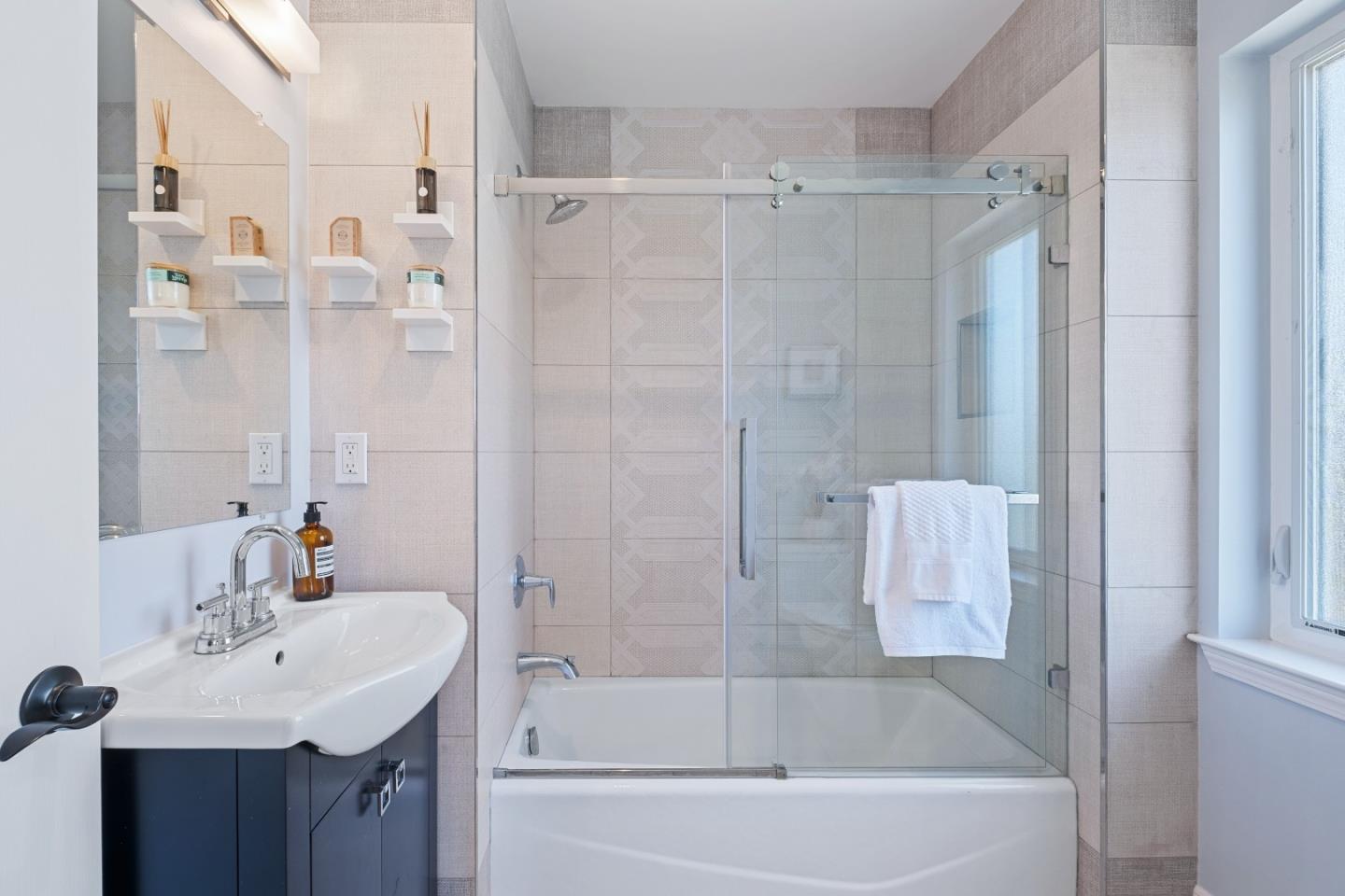Detail Gallery Image 37 of 49 For 1331 Araujo St, San Jose,  CA 95131 - 4 Beds | 4 Baths