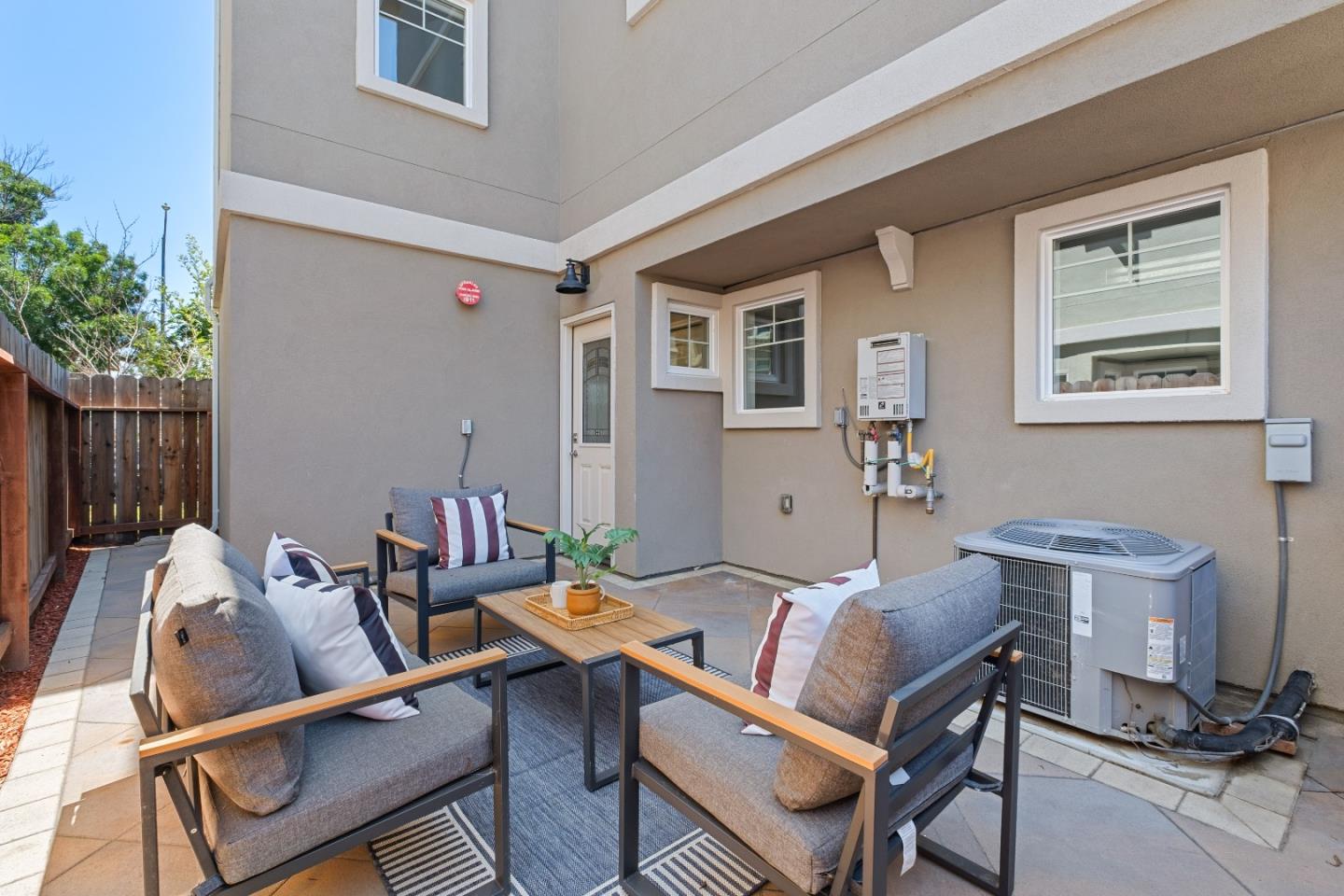 Detail Gallery Image 40 of 49 For 1331 Araujo St, San Jose,  CA 95131 - 4 Beds | 4 Baths