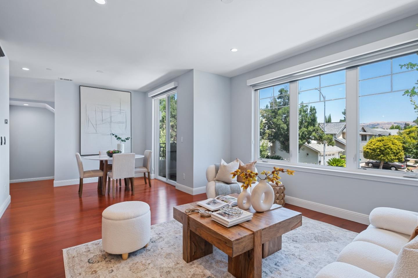 Detail Gallery Image 6 of 49 For 1331 Araujo St, San Jose,  CA 95131 - 4 Beds | 4 Baths