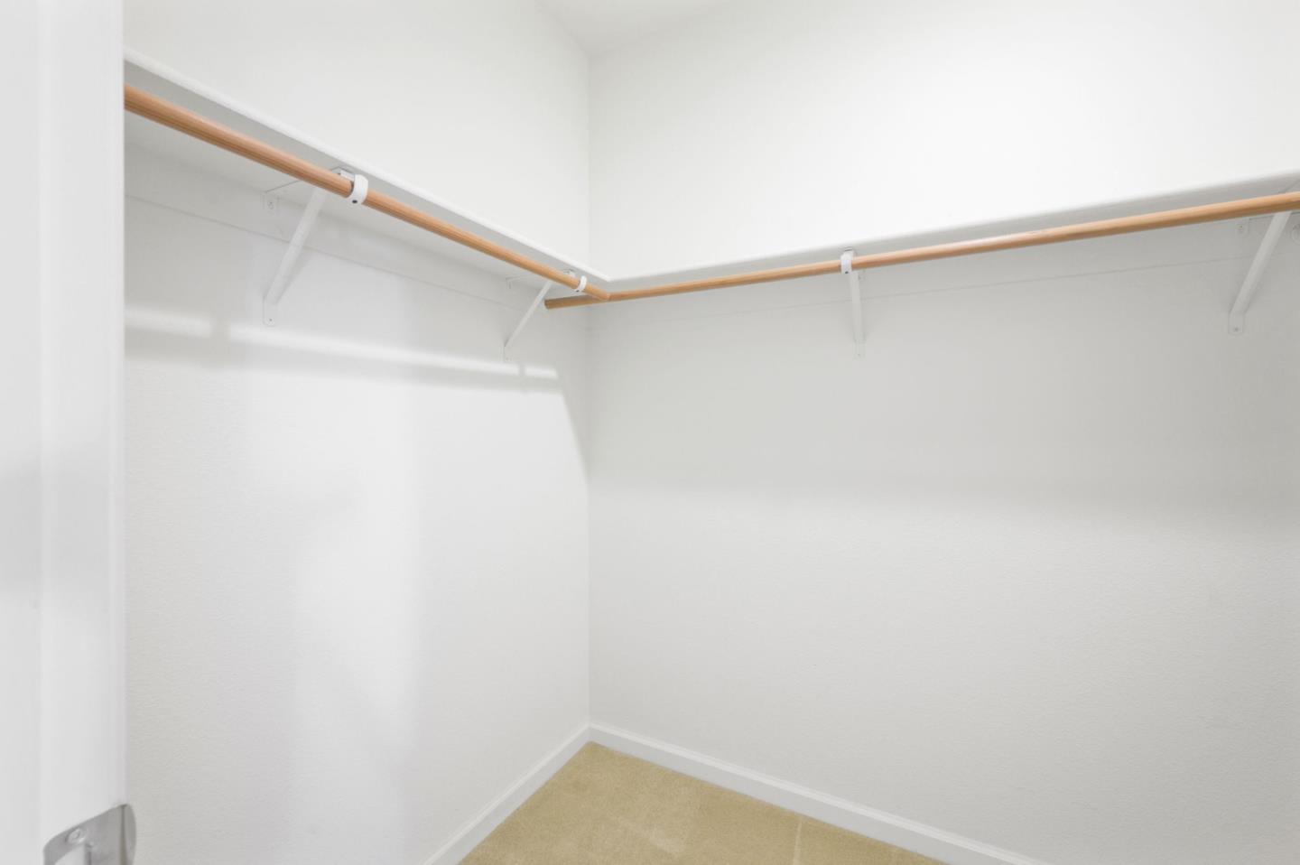 Detail Gallery Image 11 of 26 For 801 Font Ter, San Jose,  CA 95126 - 2 Beds | 2/1 Baths