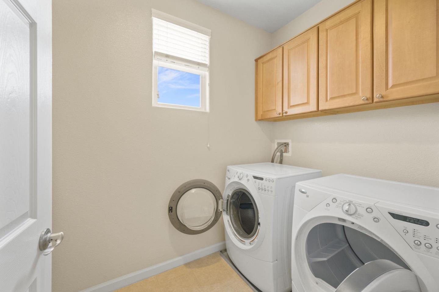 Detail Gallery Image 16 of 26 For 801 Font Ter, San Jose,  CA 95126 - 2 Beds | 2/1 Baths