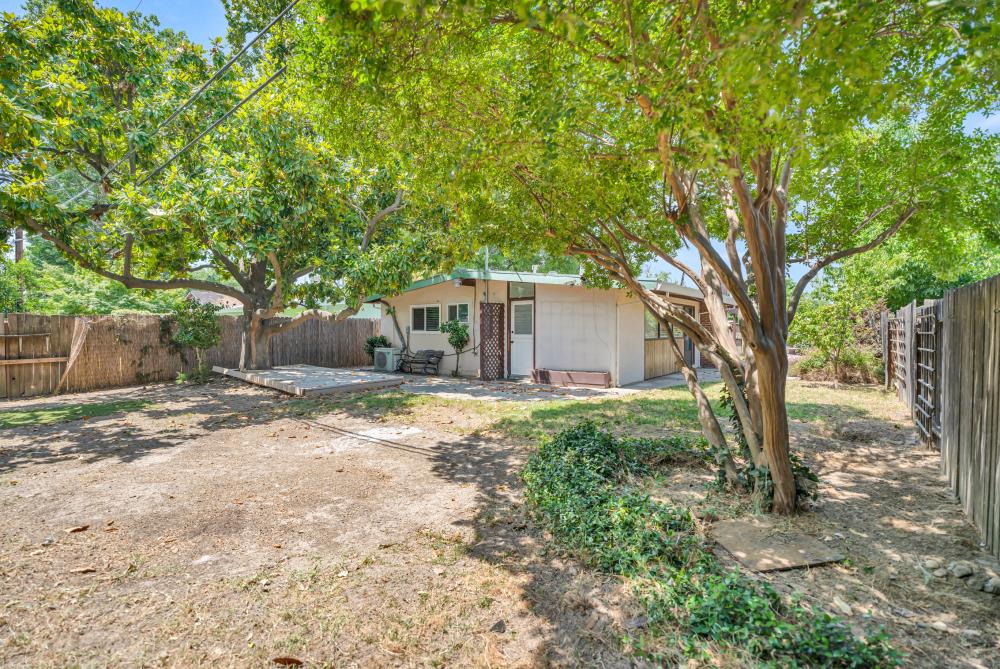 Detail Gallery Image 20 of 34 For 801 Douglas St, West Sacramento,  CA 95605 - 3 Beds | 1 Baths