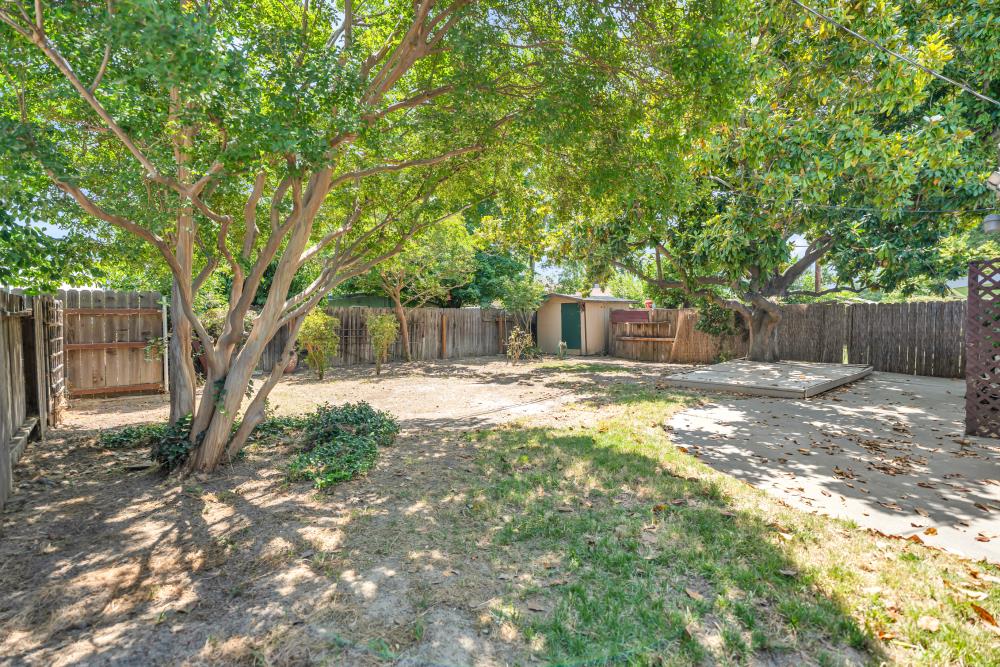 Detail Gallery Image 23 of 34 For 801 Douglas St, West Sacramento,  CA 95605 - 3 Beds | 1 Baths