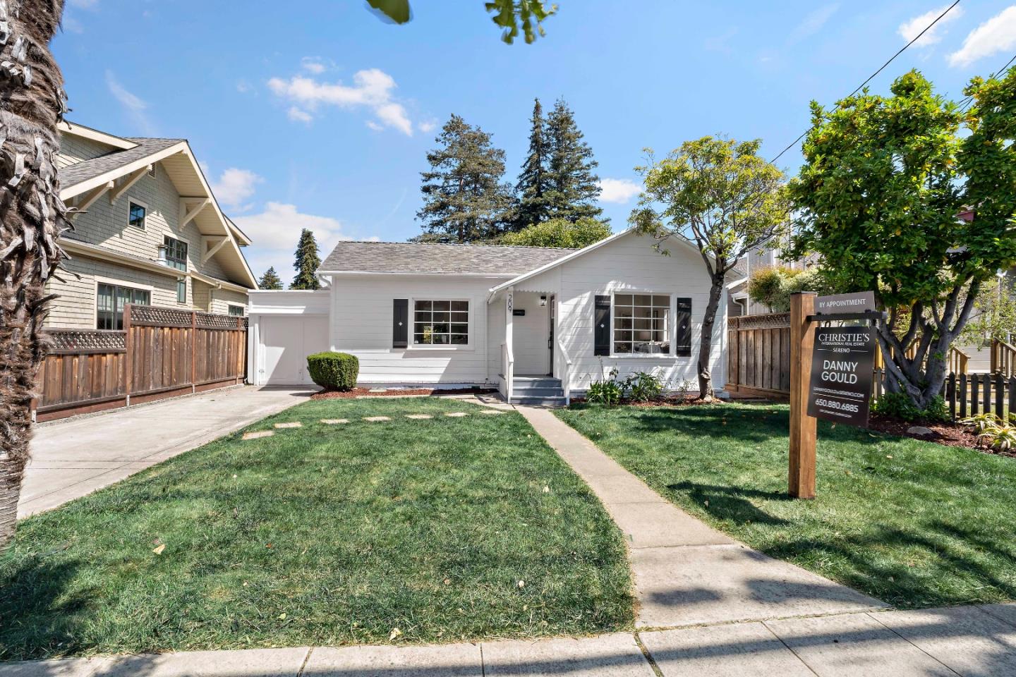 Detail Gallery Image 12 of 36 For 209 Bayswater Ave, Burlingame,  CA 94010 - 2 Beds | 1 Baths