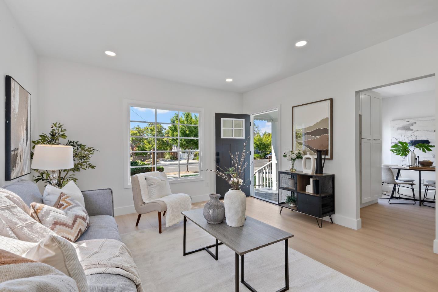 Detail Gallery Image 15 of 36 For 209 Bayswater Ave, Burlingame,  CA 94010 - 2 Beds | 1 Baths