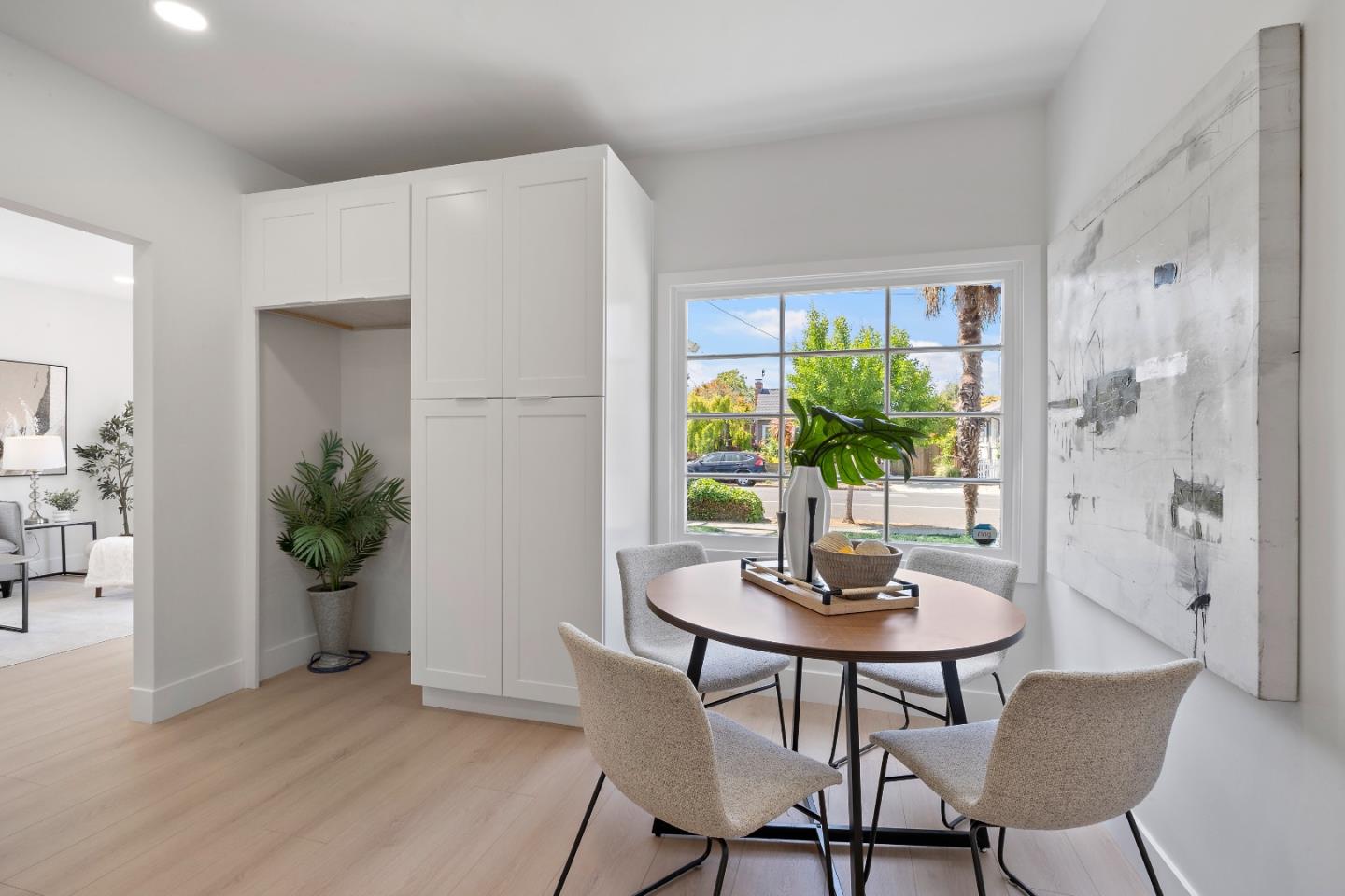 Detail Gallery Image 18 of 36 For 209 Bayswater Ave, Burlingame,  CA 94010 - 2 Beds | 1 Baths