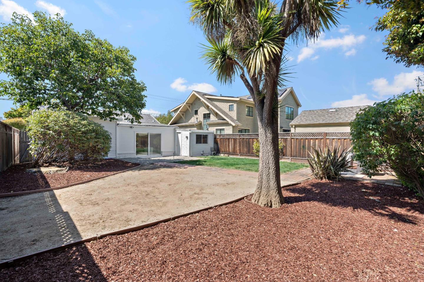 Detail Gallery Image 29 of 36 For 209 Bayswater Ave, Burlingame,  CA 94010 - 2 Beds | 1 Baths