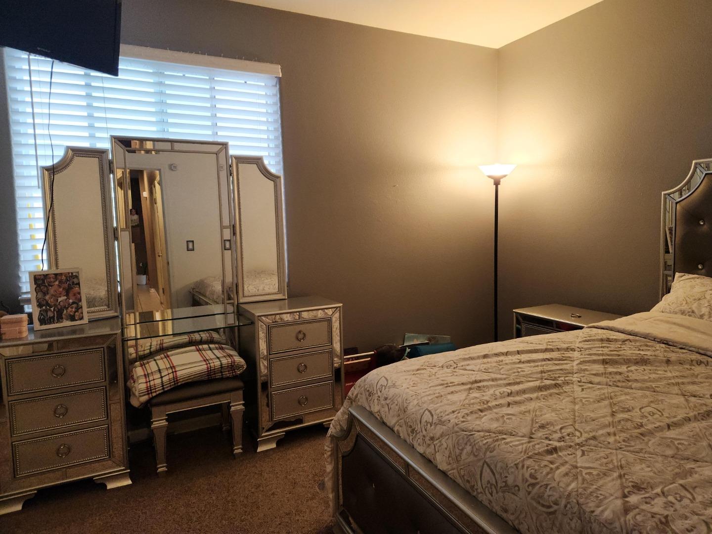 Detail Gallery Image 12 of 22 For 1875 Lancashire Dr, Salinas,  CA 93906 - 3 Beds | 2 Baths