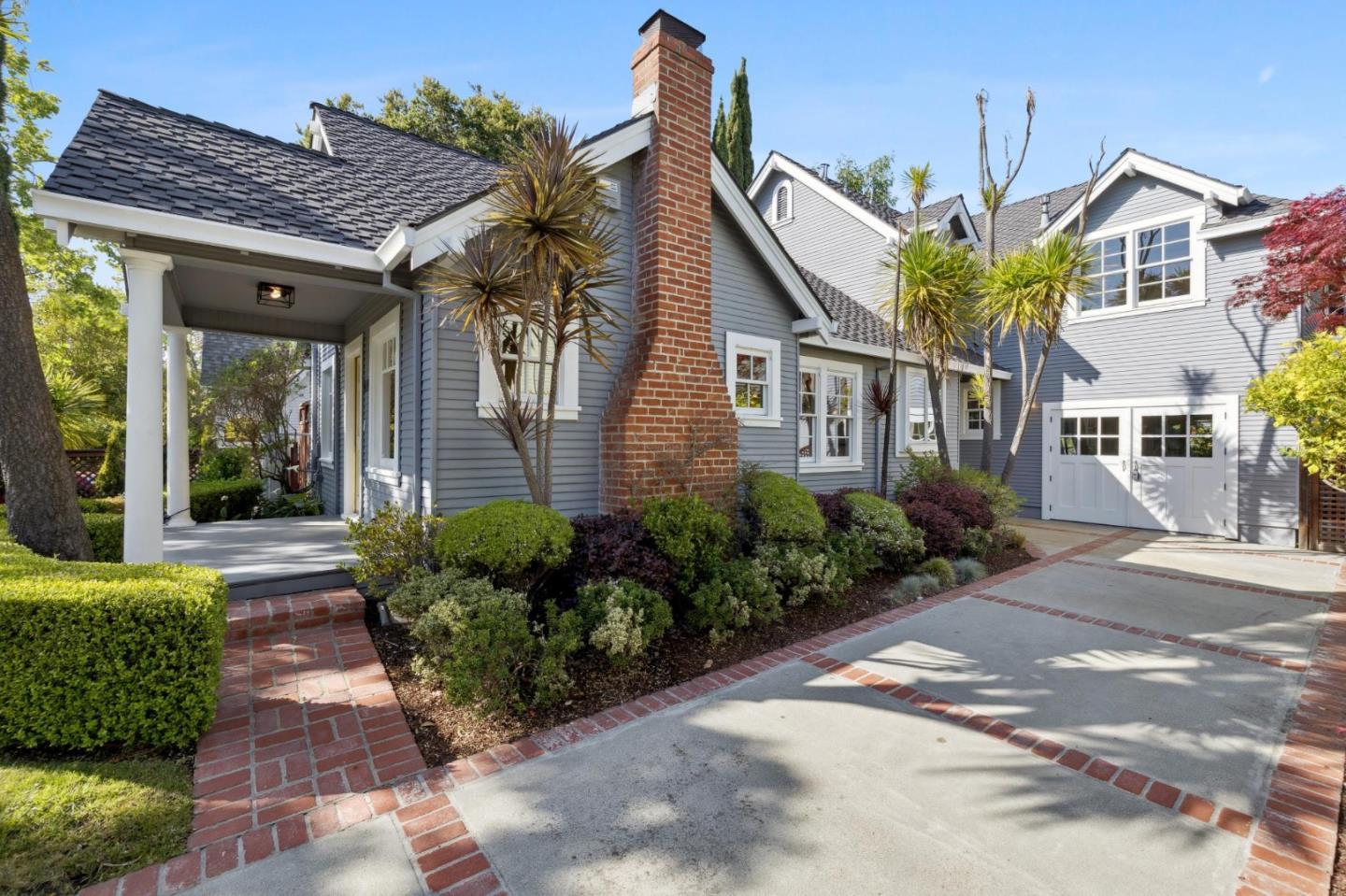 Detail Gallery Image 34 of 39 For 2149 High St, Palo Alto,  CA 94301 - 4 Beds | 3/1 Baths