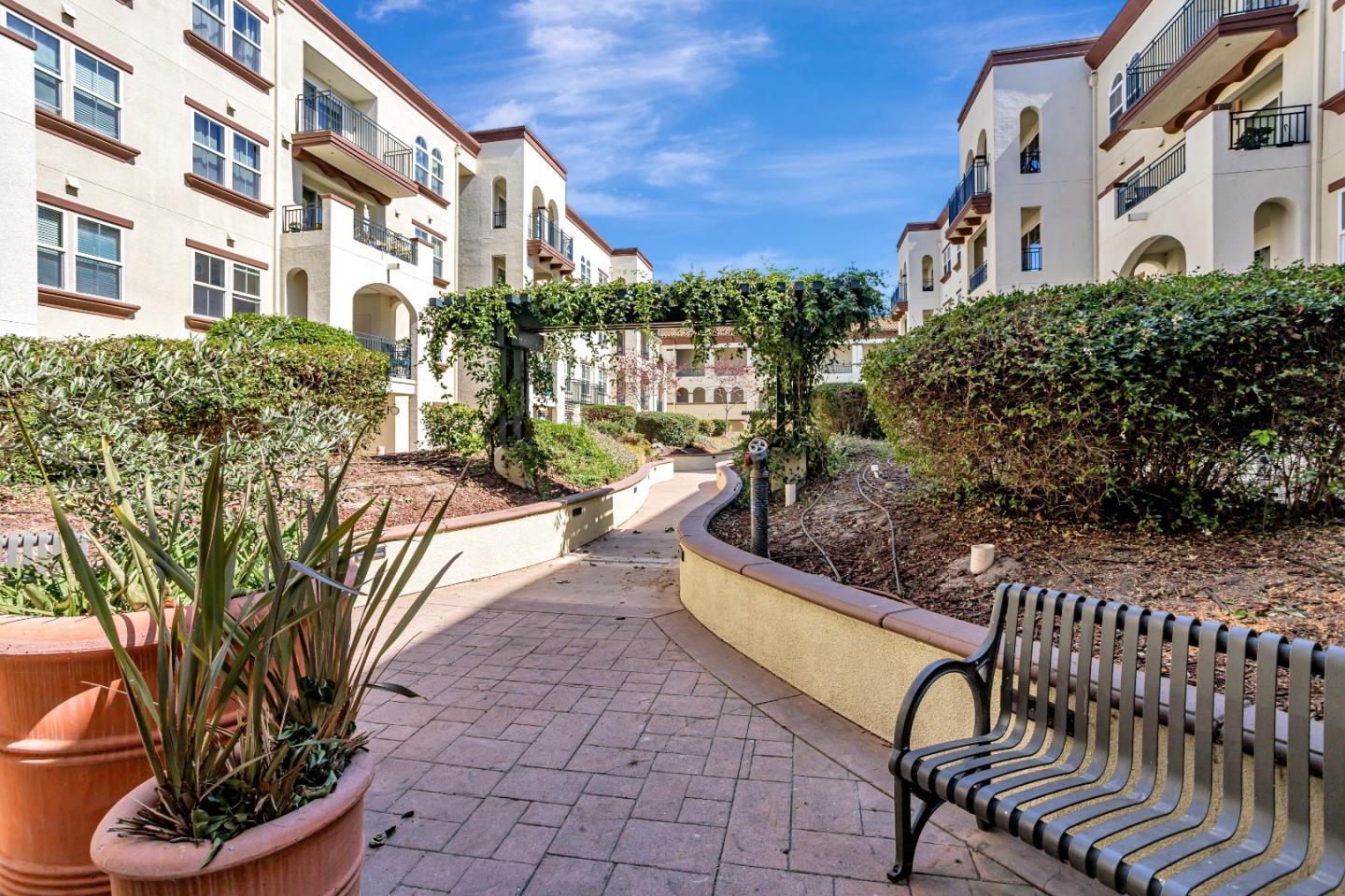 Detail Gallery Image 28 of 32 For 800 S Abel St #101,  Milpitas,  CA 95035 - 2 Beds | 2 Baths
