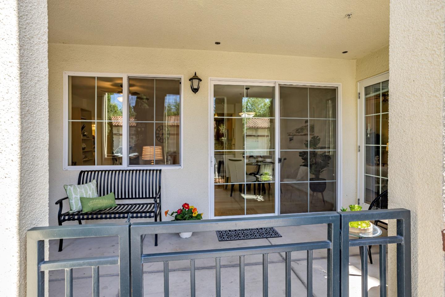 Detail Gallery Image 3 of 32 For 800 S Abel St #101,  Milpitas,  CA 95035 - 2 Beds | 2 Baths