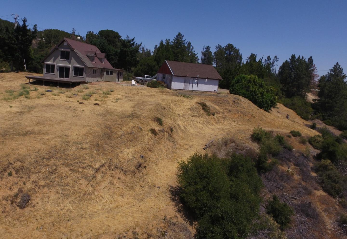 Detail Gallery Image 6 of 11 For 28750 Loma Chiquita Rd, Los Gatos,  CA 95033 - 4 Beds | 2 Baths
