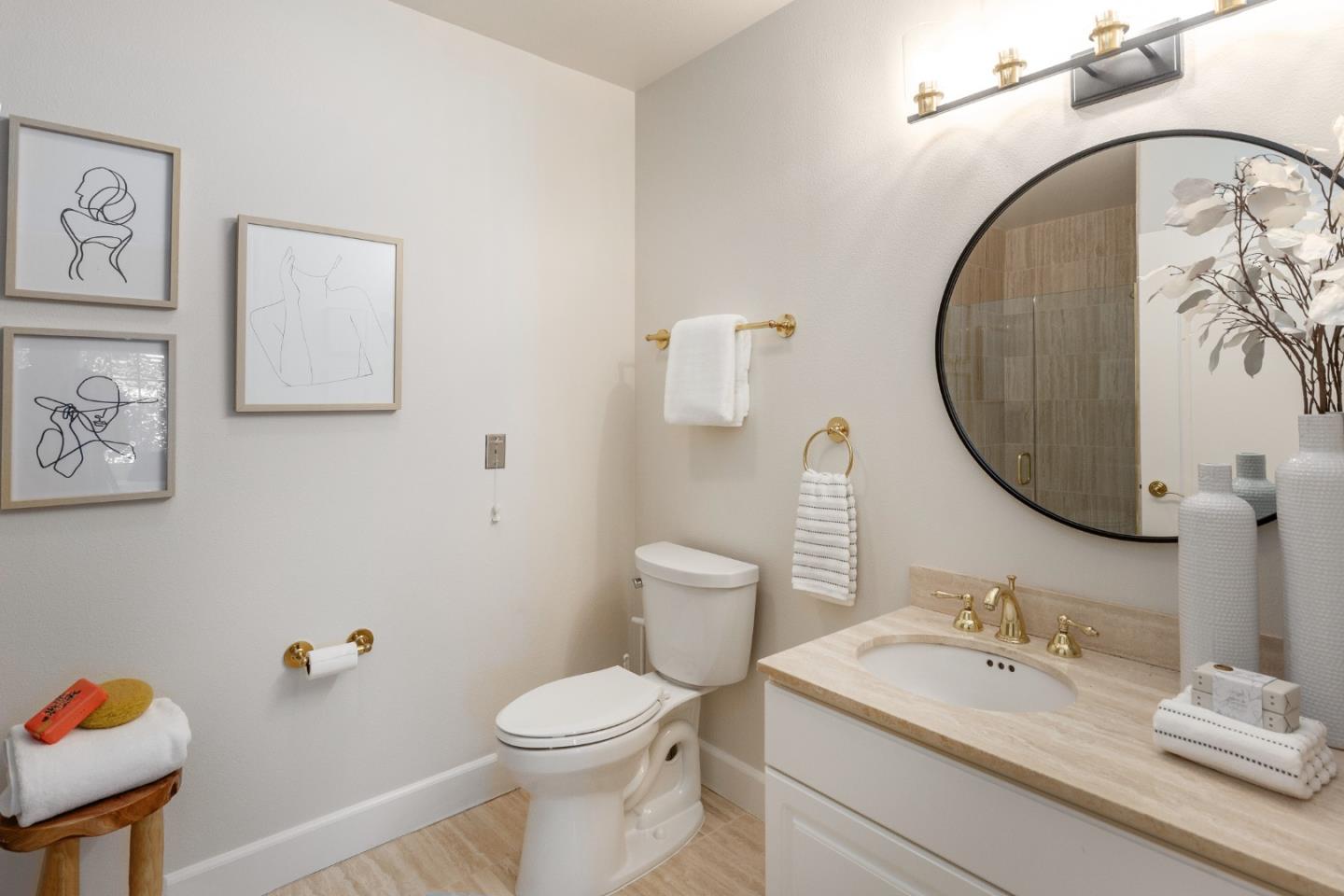 Detail Gallery Image 17 of 33 For 1 W Edith Ave #C214,  Los Altos,  CA 94022 - 1 Beds | 2 Baths