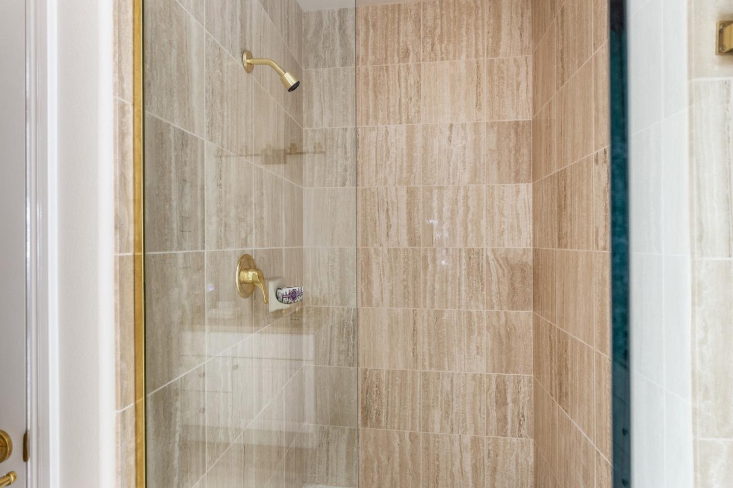 Detail Gallery Image 18 of 33 For 1 W Edith Ave #C214,  Los Altos,  CA 94022 - 1 Beds | 2 Baths