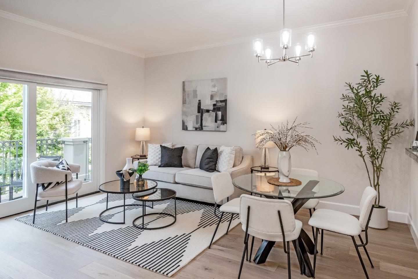 Detail Gallery Image 3 of 33 For 1 W Edith Ave #C214,  Los Altos,  CA 94022 - 1 Beds | 2 Baths