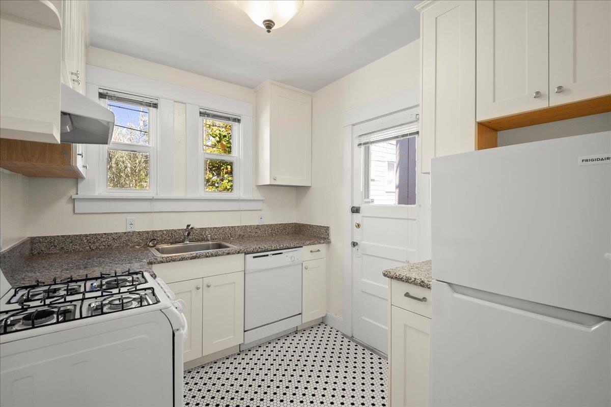 Detail Gallery Image 12 of 16 For 2116 San Jose Ave, Alameda,  CA 94501 - – Beds | – Baths