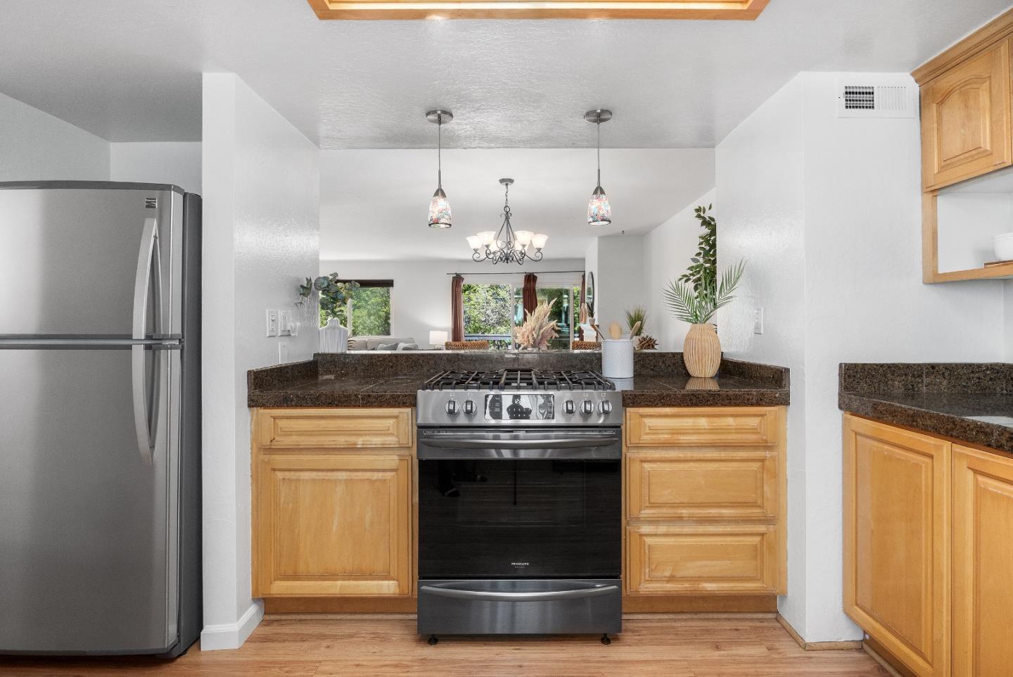 Detail Gallery Image 18 of 35 For 3360 Houts Dr a,  Santa Cruz,  CA 95065 - 2 Beds | 1/1 Baths