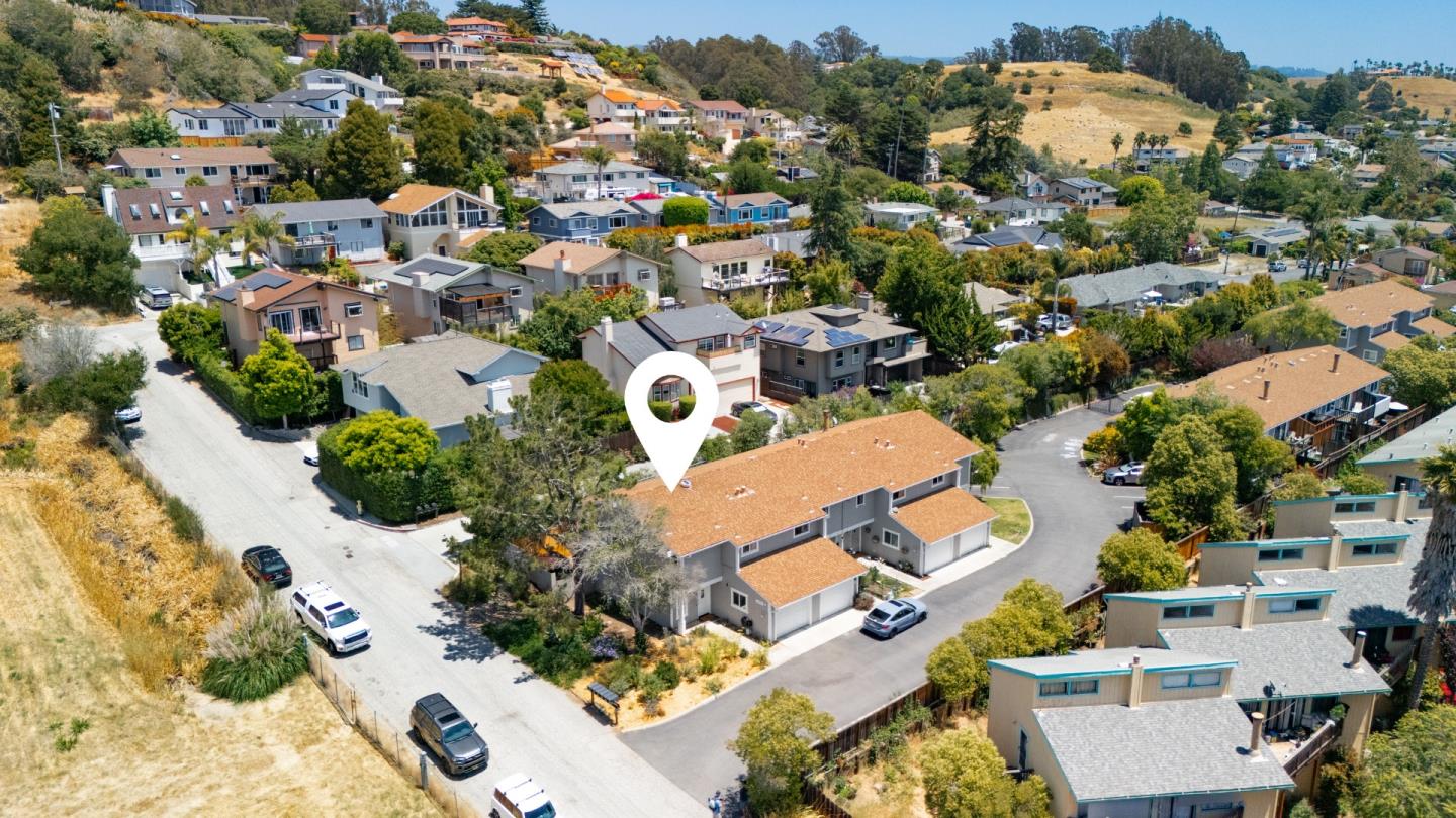 Detail Gallery Image 2 of 35 For 3360 Houts Dr a,  Santa Cruz,  CA 95065 - 2 Beds | 1/1 Baths