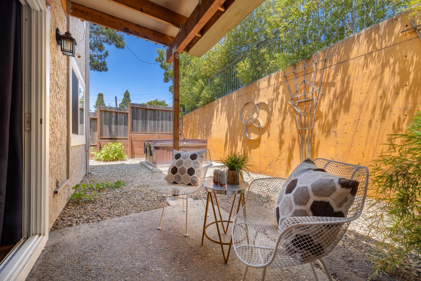 Detail Gallery Image 29 of 35 For 3360 Houts Dr a,  Santa Cruz,  CA 95065 - 2 Beds | 1/1 Baths