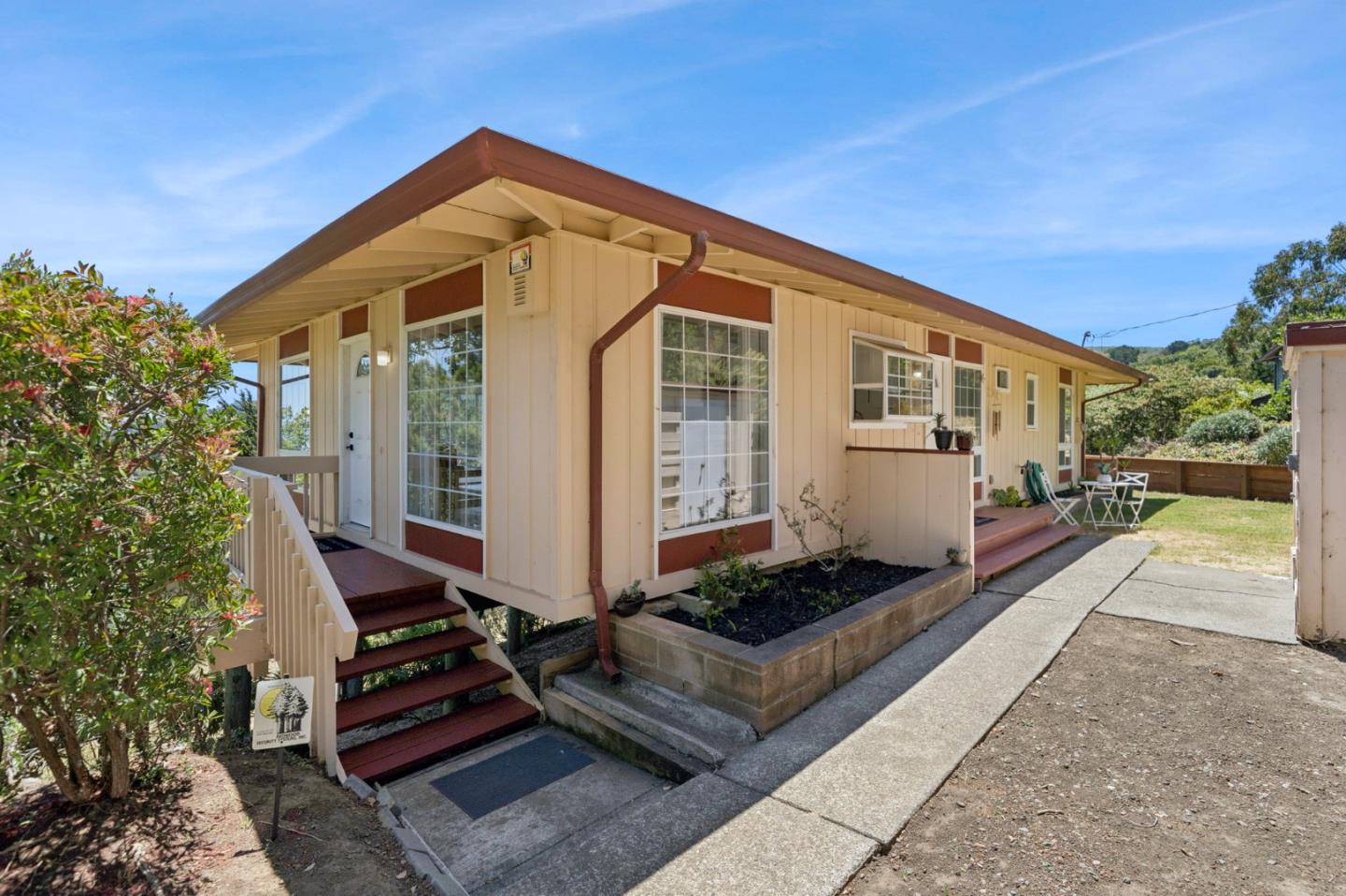 Detail Gallery Image 4 of 34 For 54 Buckelew St, Sausalito,  CA 94965 - 4 Beds | 2 Baths