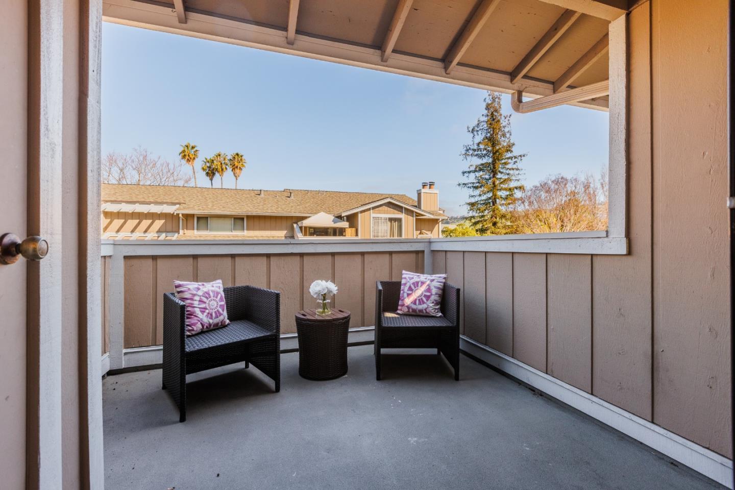 Detail Gallery Image 12 of 17 For 32 Astrida Dr #2,  Hayward,  CA 94544 - 2 Beds | 1 Baths