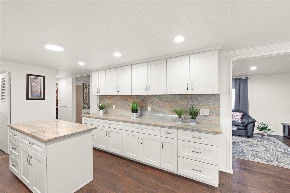 Detail Gallery Image 5 of 22 For 1613 Cabo Dr # 9,  Modesto,  CA 95357 - 3 Beds | 2 Baths
