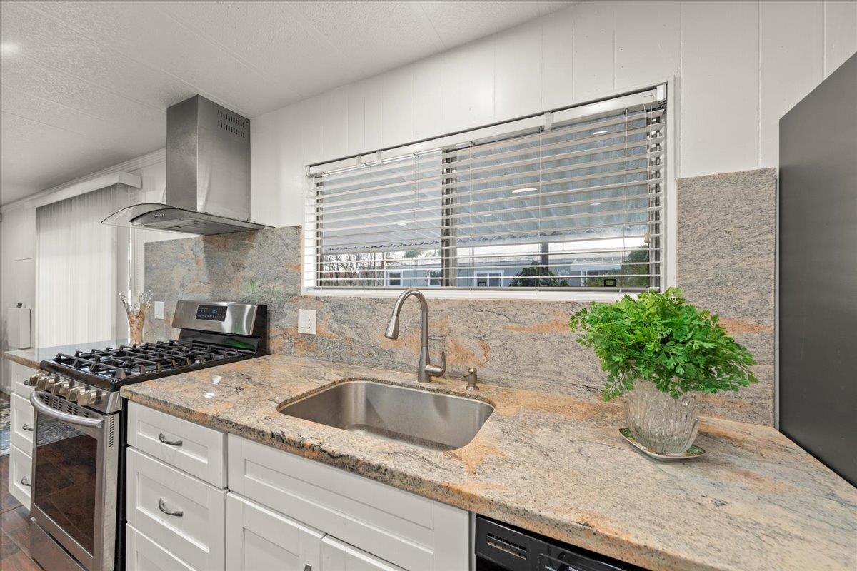 Detail Gallery Image 6 of 22 For 1613 Cabo Dr # 9,  Modesto,  CA 95357 - 3 Beds | 2 Baths