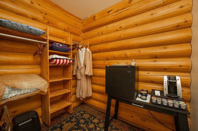 Detail Gallery Image 24 of 100 For 2081 Ponderosa Way, Murphys,  CA 95247 - 8 Beds | 8/1 Baths