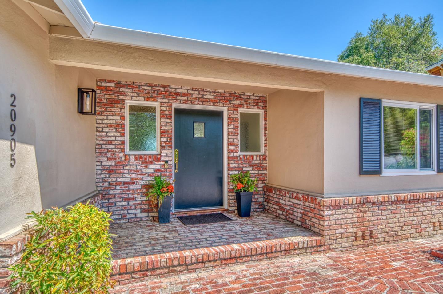 Detail Gallery Image 7 of 47 For 20905 Sullivan Way, Saratoga,  CA 95070 - 3 Beds | 2 Baths