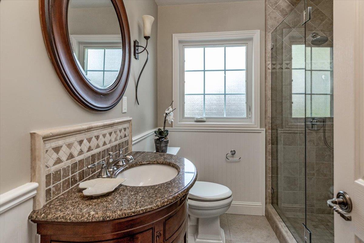 Detail Gallery Image 26 of 37 For 32 N El Monte Ave, Los Altos,  CA 94022 - 4 Beds | 3/1 Baths